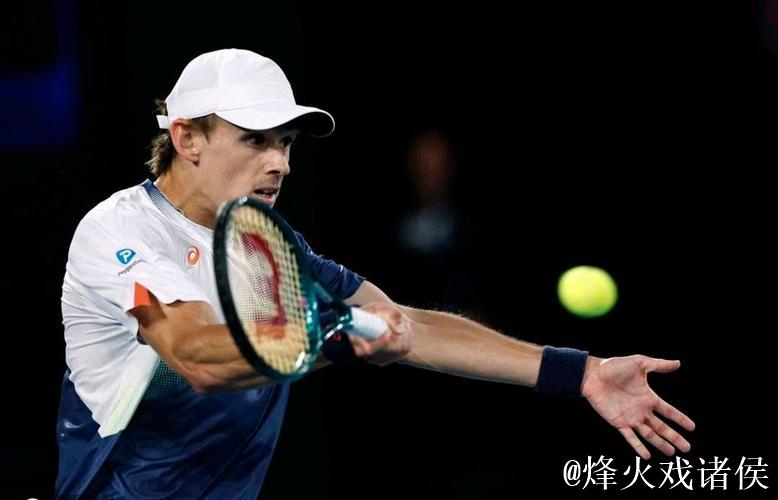 辛纳2-0德米纳尔 连续3年挺进年终总决赛争冠战