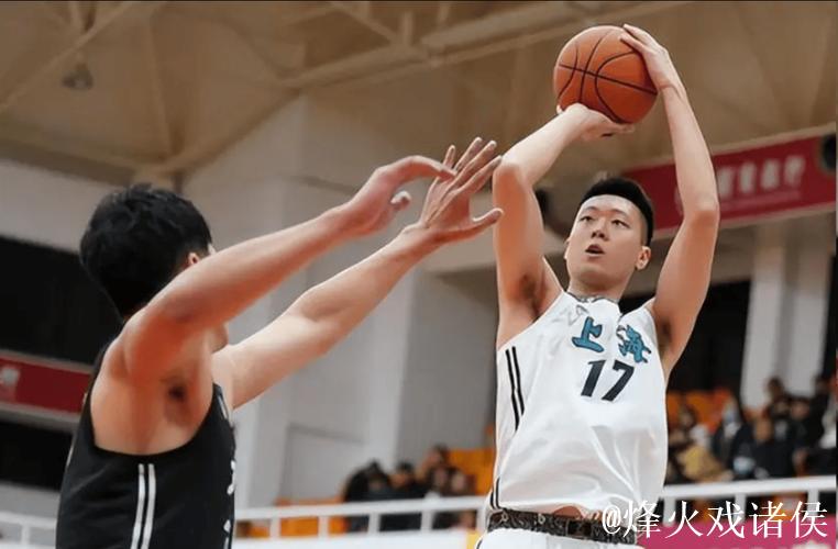 张知垚27分13板董灏21分12板6助 上海109-82湖北 张知垚27分13板董灏21分12板6助 上海109-82湖北